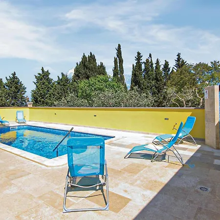Cozy In With Wifi Apartment Pula