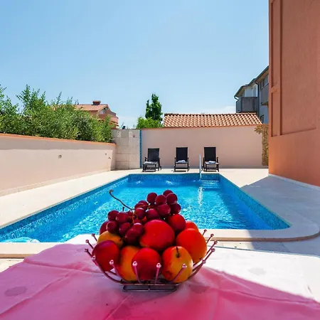 Cozy In With Wifi Pula